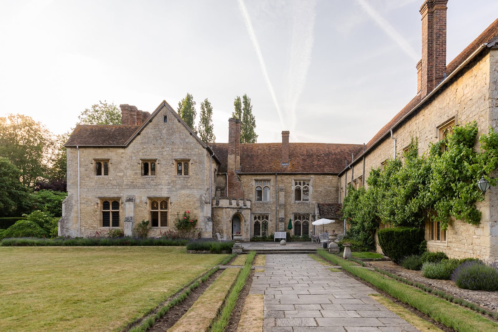 Notley Tythe barn looks stunning as the sun sets on a beautiful wedding day